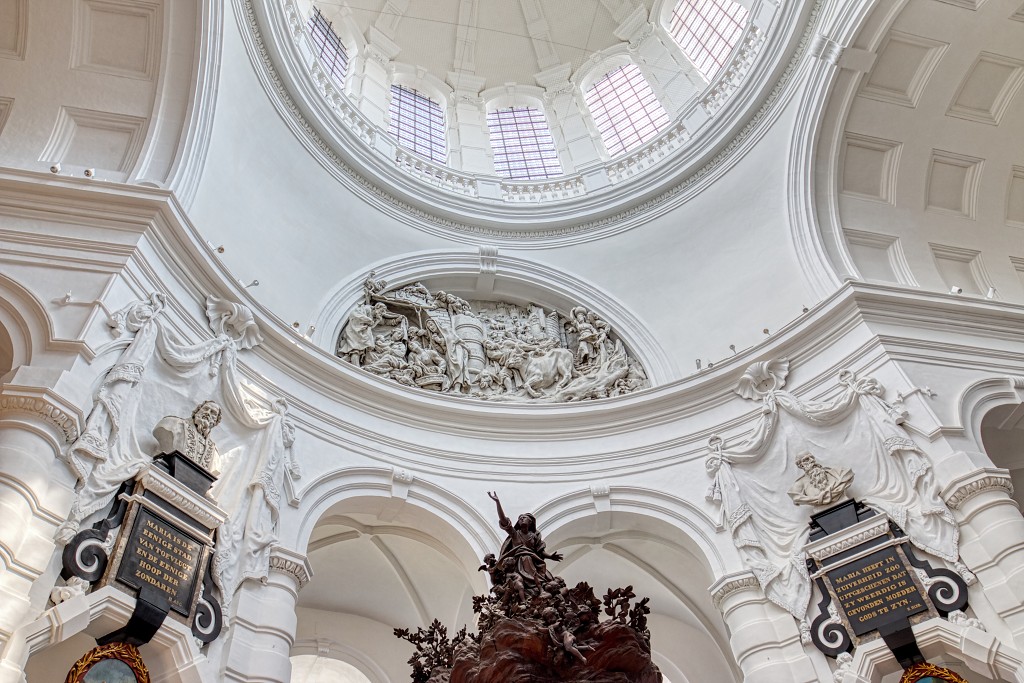 HDR kerkfotografie bedevaart basilique basilica basiliek Hanswijkbasiliek olv hanswijk La Notre-Dame our lady onze lieve vrouw rooms katholiek religie religion bedevaartsoord